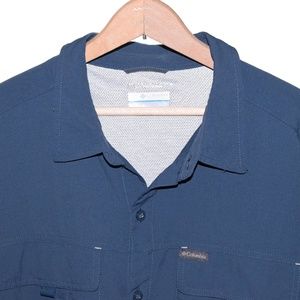 COLUMBIA XL Blue Button Front Omni Shade Mens